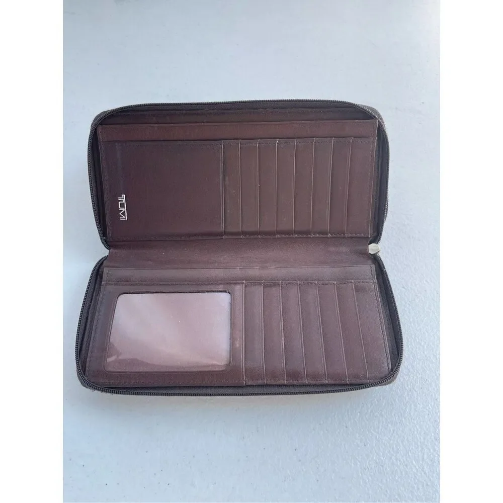 Tumi Brown Leather Wallet - Picture 6 of 10